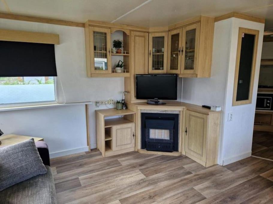 Chalet 14 Met Airco Familiecamping De Tien Heugten Schoonloo Drenthe Kültér fotó